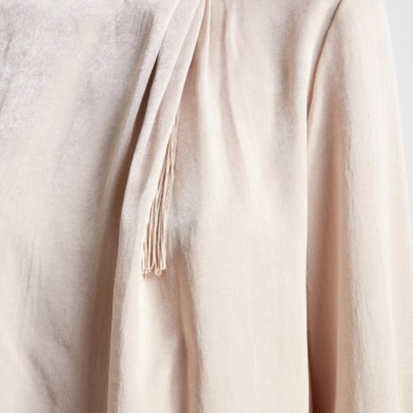 Vince Cream Blouse - Picture 2 of 6